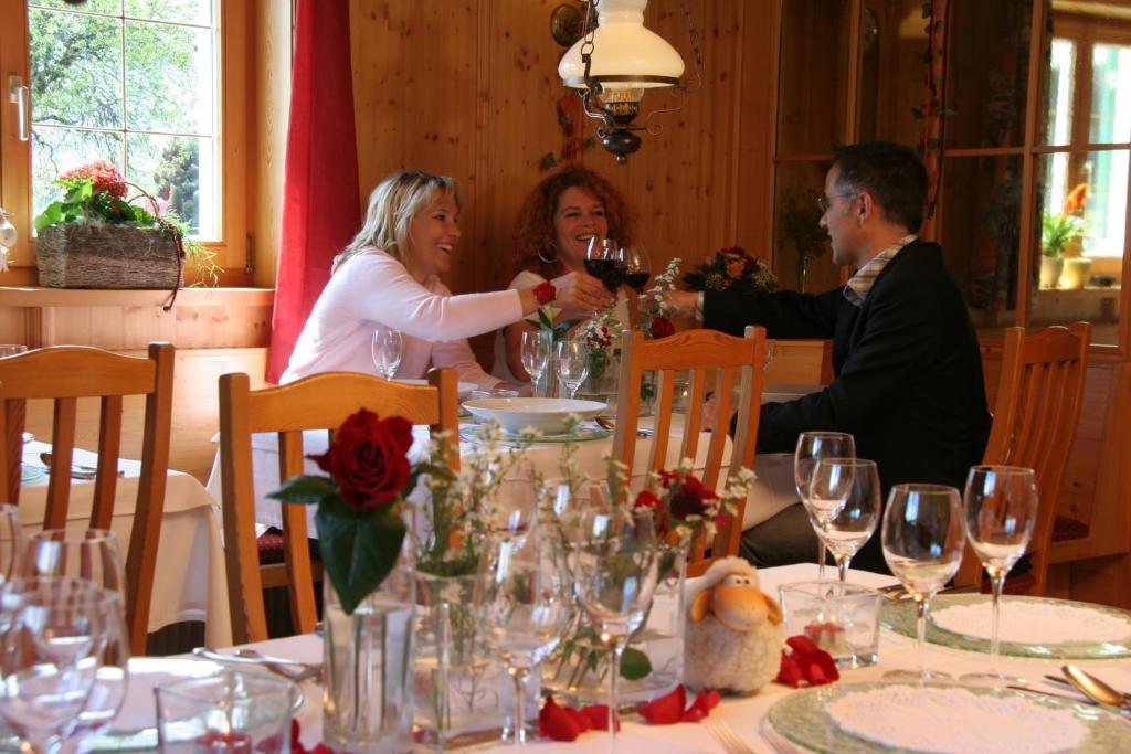 Hotel Gasthaus Schaefle Buerserberg Luaran gambar